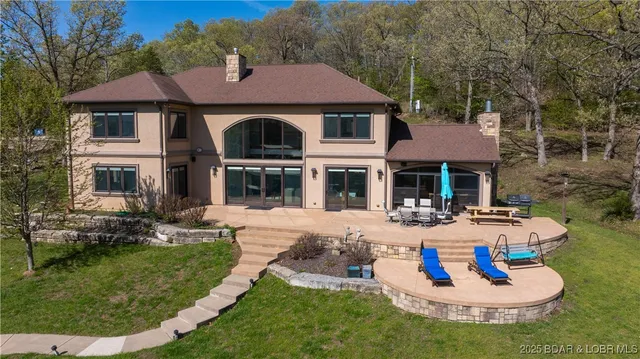 $2,200,000 | 394 Woodland Heights Road, Sunrise Beach, MO 65079