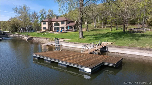 $2,200,000 | 394 Woodland Heights Road, Sunrise Beach, MO 65079