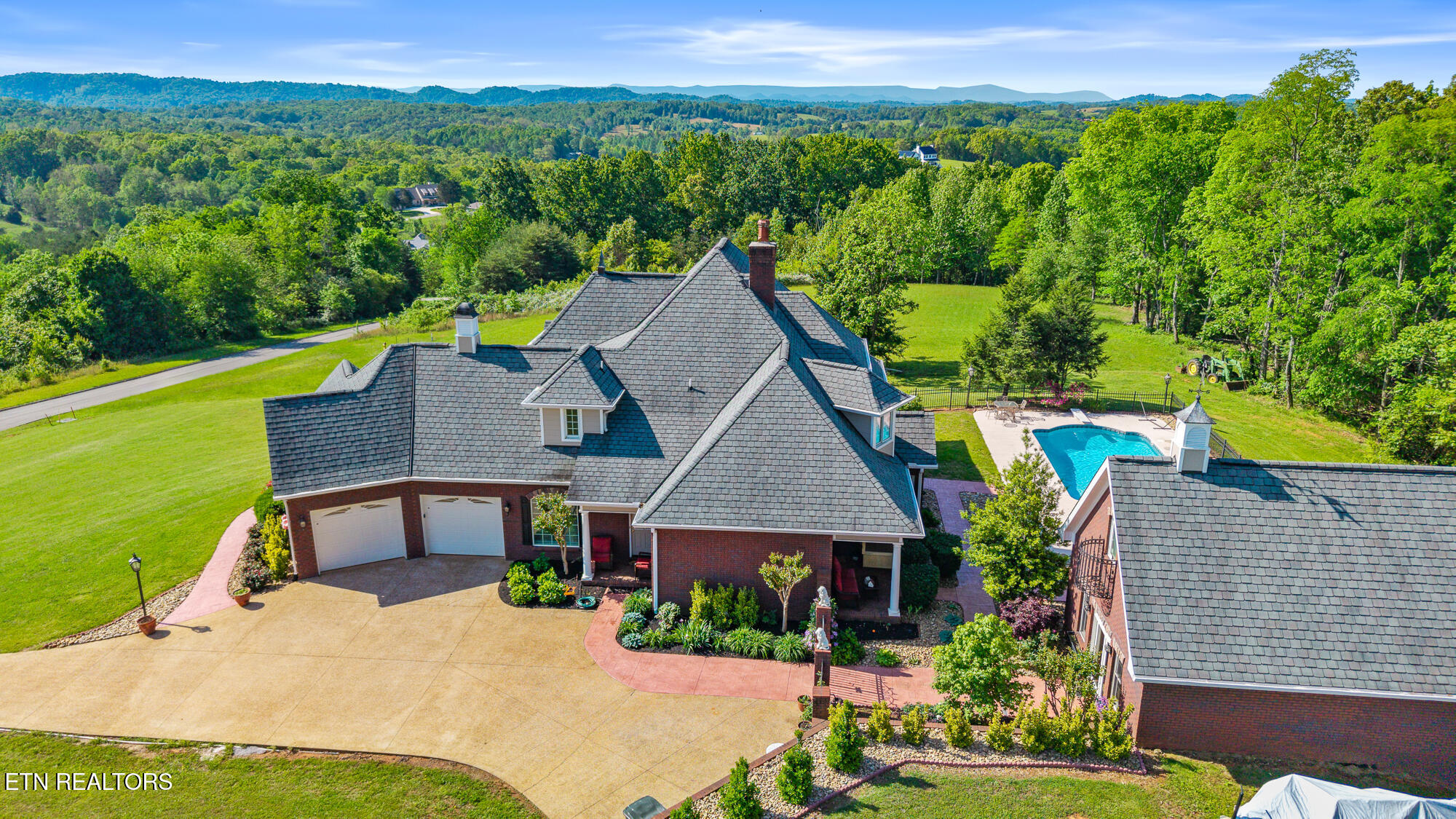 240 High Ridge Road Sweetwater, TN 37874 - Photo 53 of 60 240 High Ridge Rd exteriors_-29