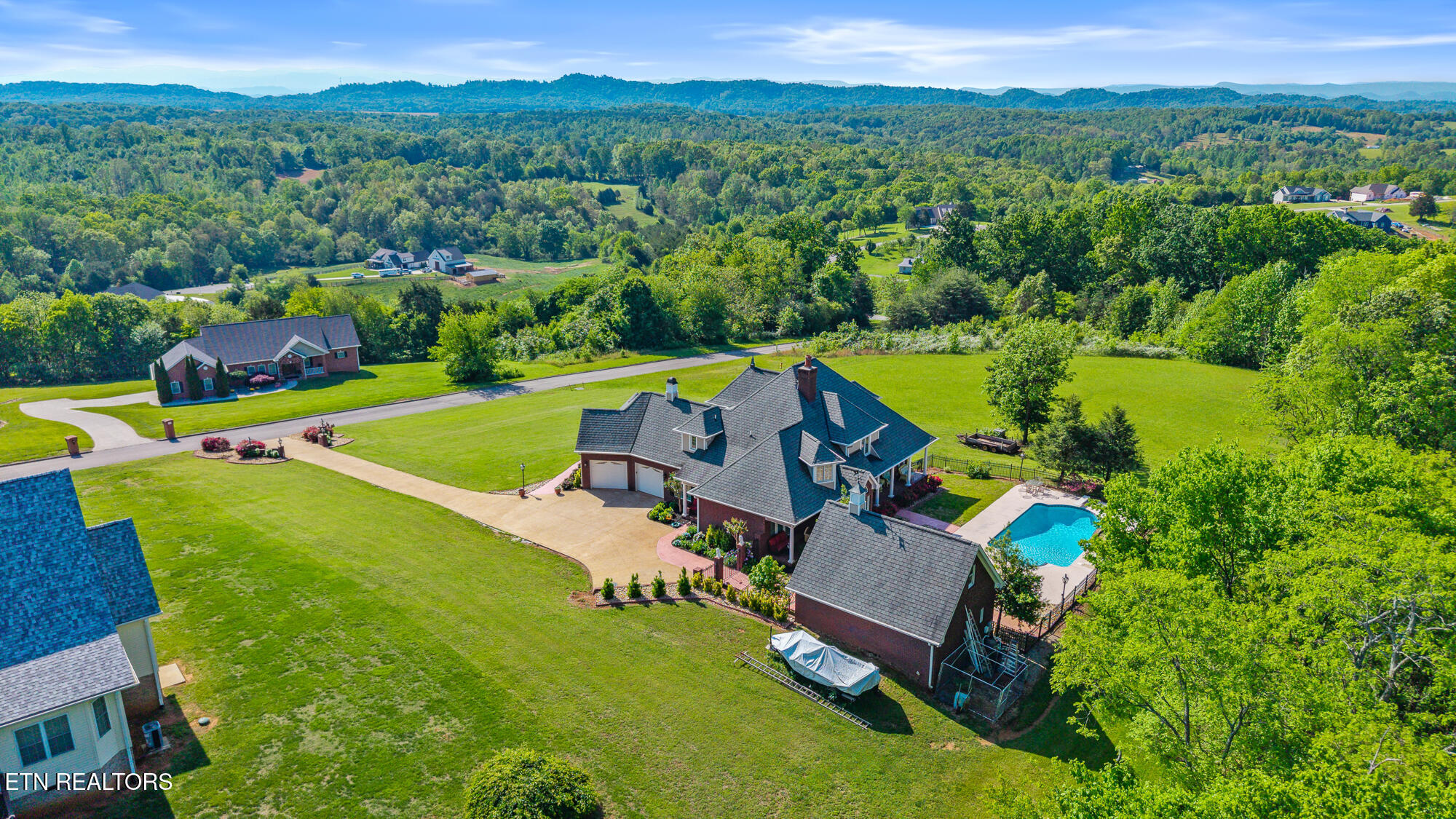 240 High Ridge Road Sweetwater, TN 37874 - Photo 55 of 60 240 High Ridge Rd exteriors_-28