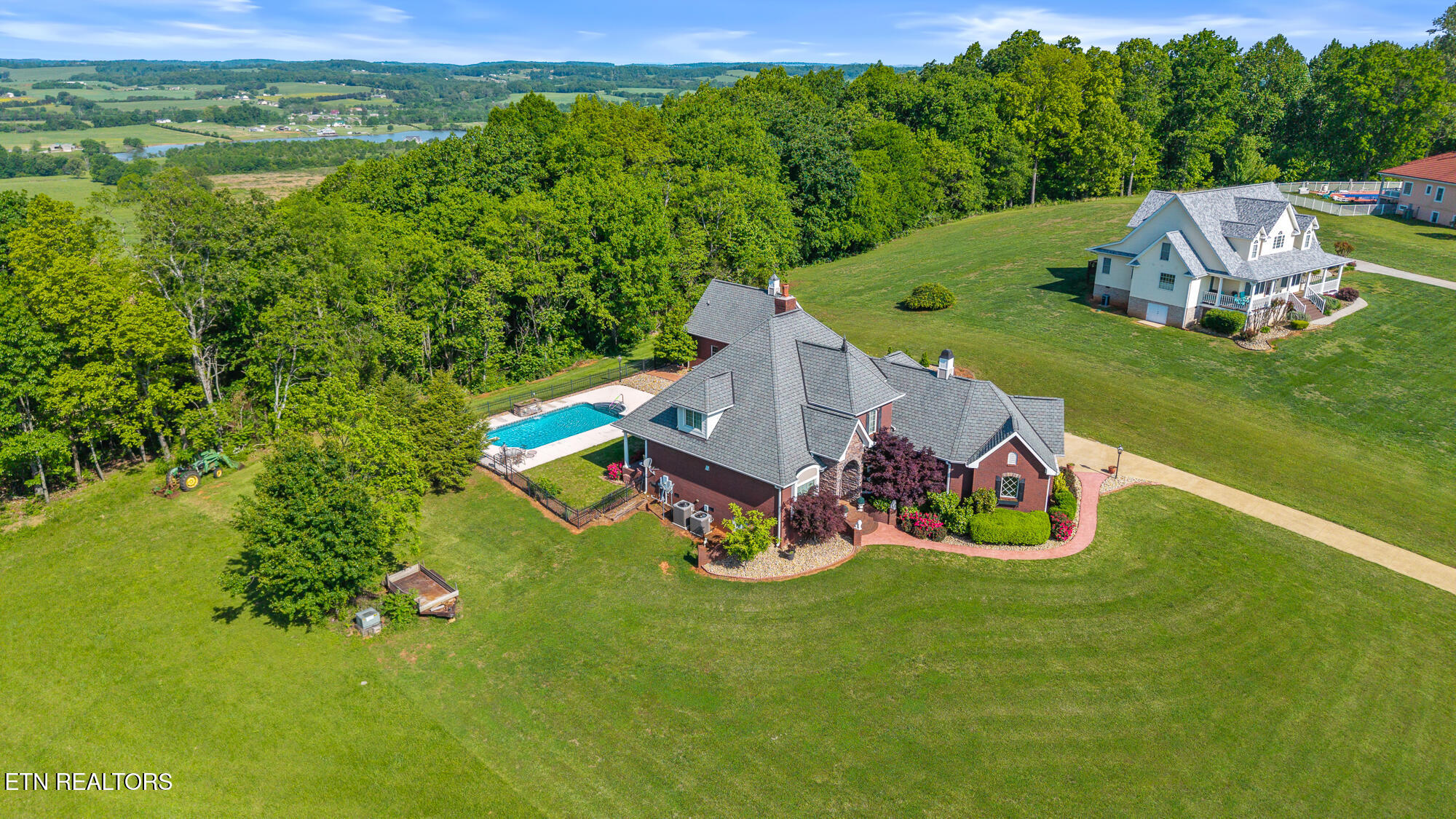 240 High Ridge Road Sweetwater, TN 37874 - Photo 58 of 60 240 High Ridge Rd exteriors_-20