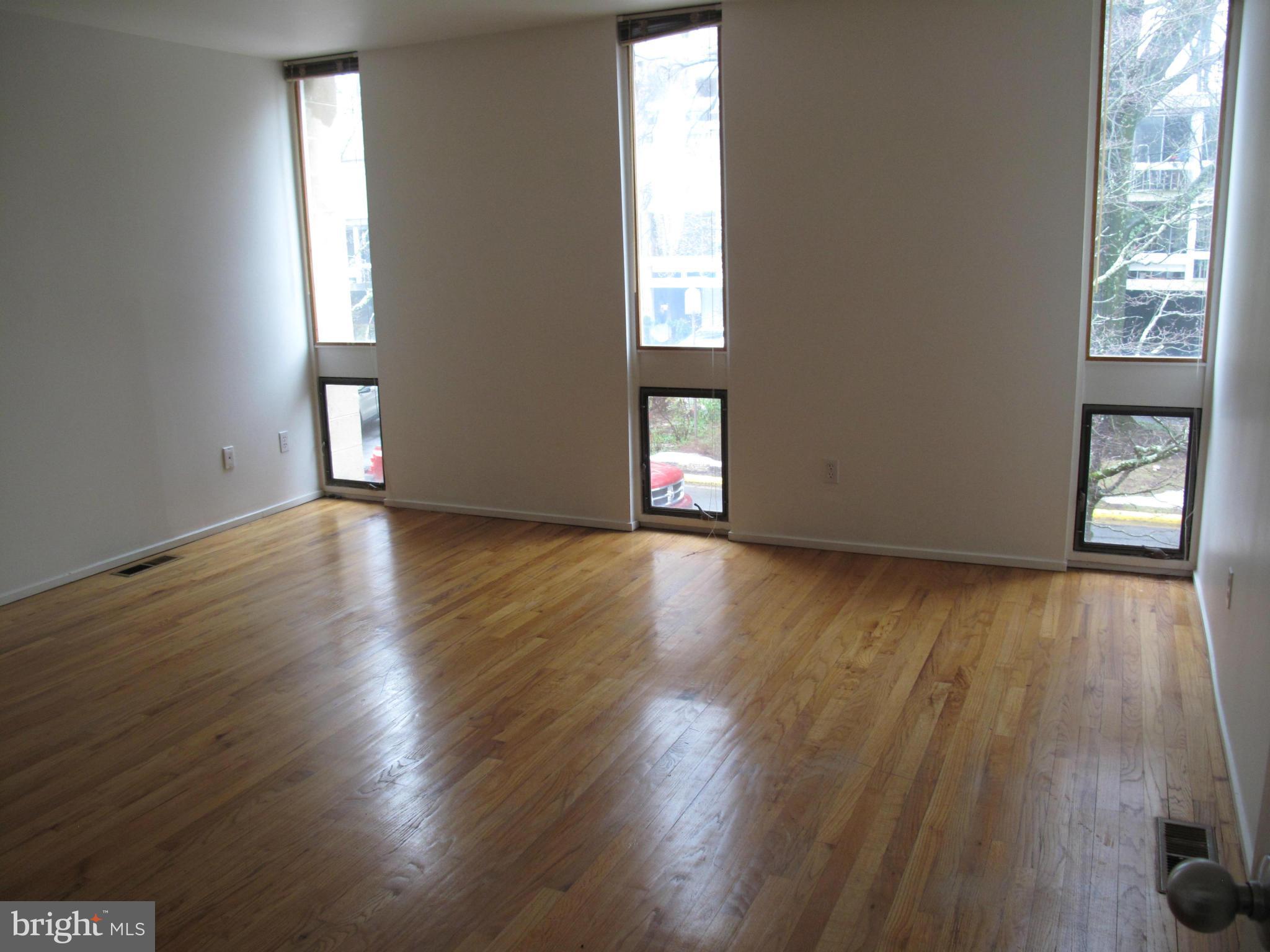 11514 Hickory Cluster Reston, VA 20190 - Photo 6 of 18 Bedroom