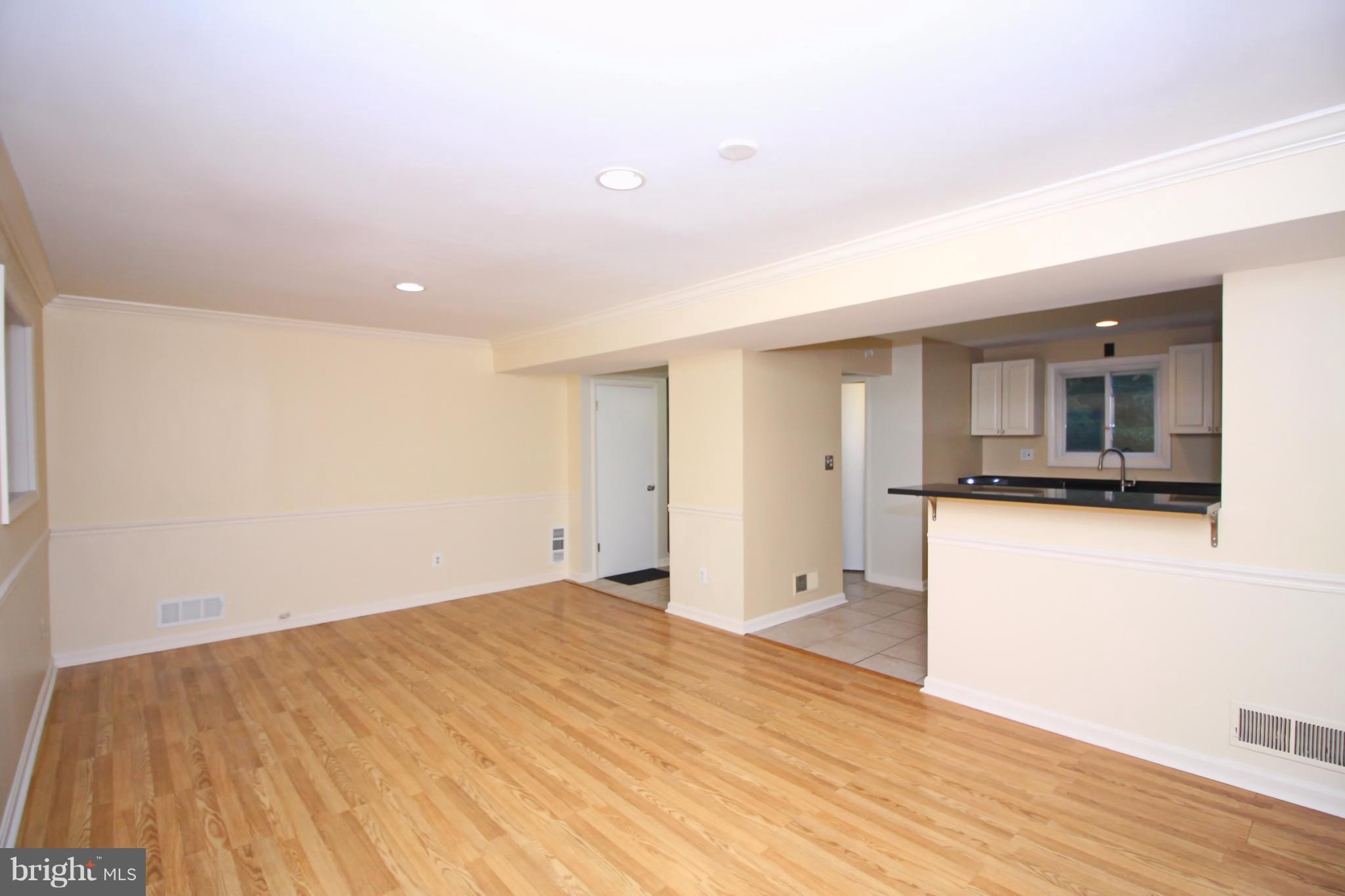 11704 Mentone Road Silver Spring, MD 20906 - Photo 4 of 25 Dining Room