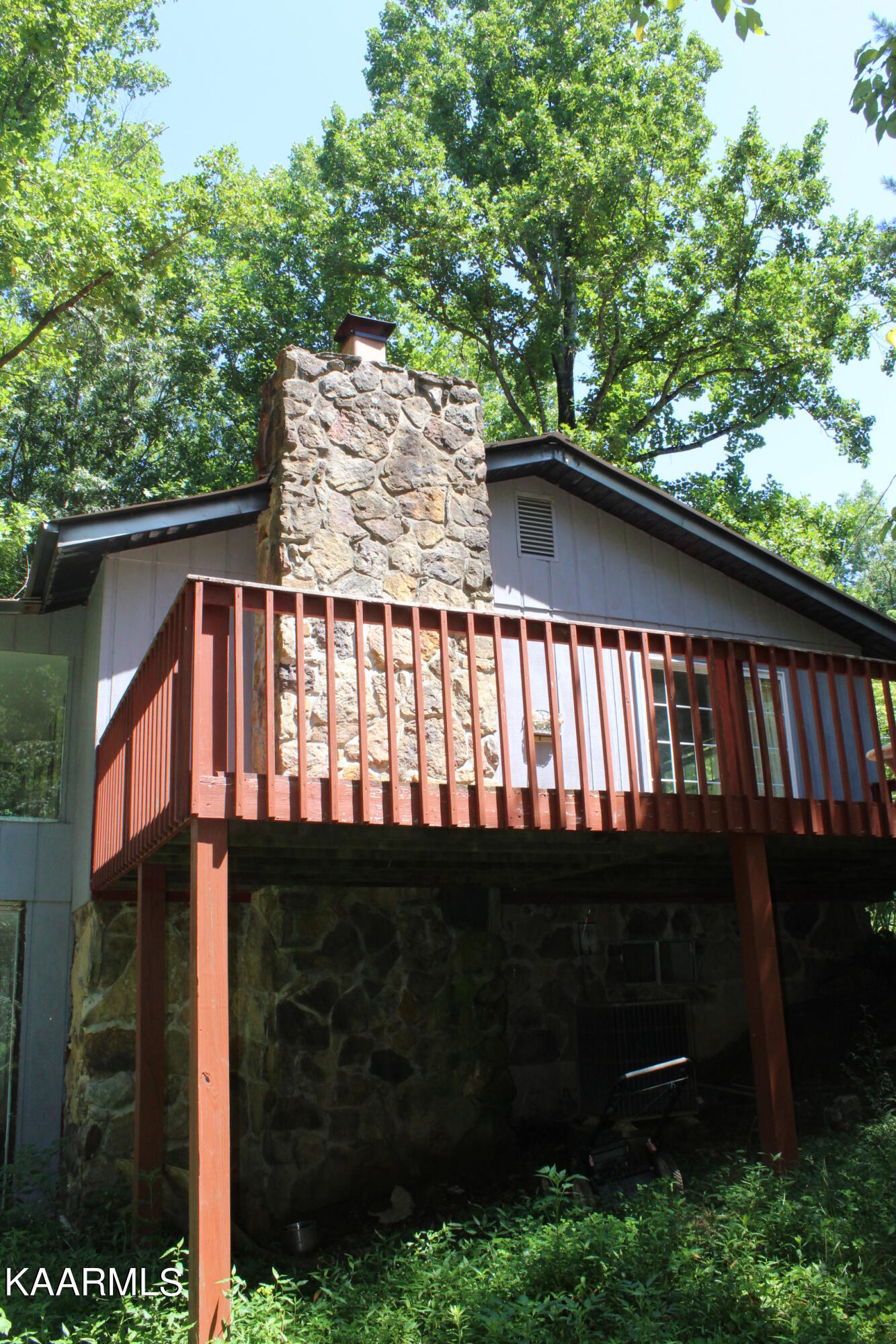 1060 Star Point Road Jamestown, TN 38556 - Photo 6 of 32 006