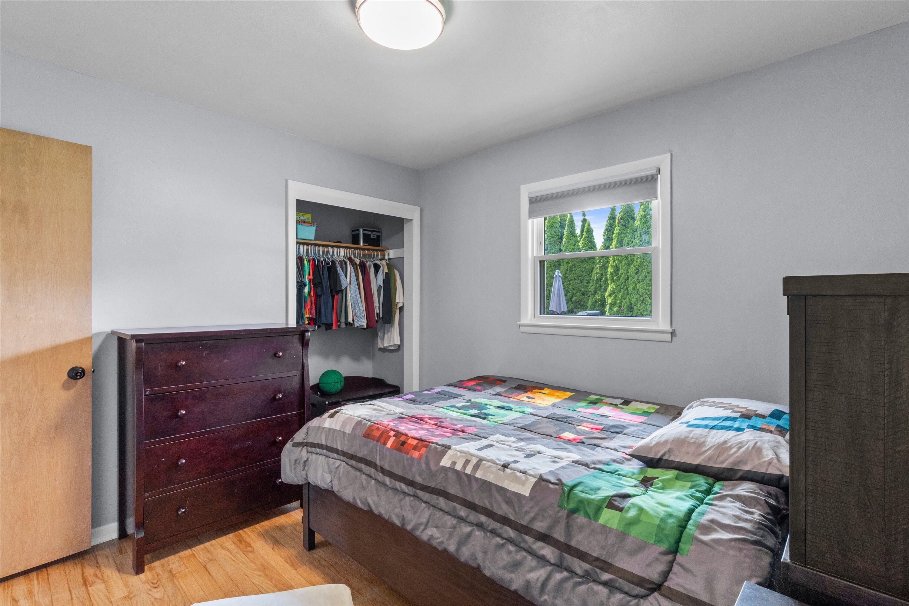 3225 South 80th Street Milwaukee, WI 53219 - Photo 15 of 29 Bedroom 3