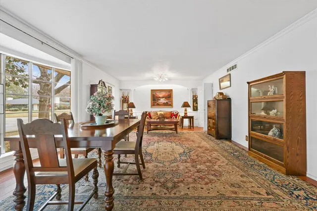 $575,000 | 2218 Southridge Drive, Denton, TX 76205