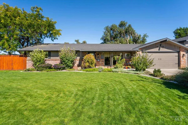 $575,000 | 11832 Jerry Lee Lane, Nampa, ID 83651