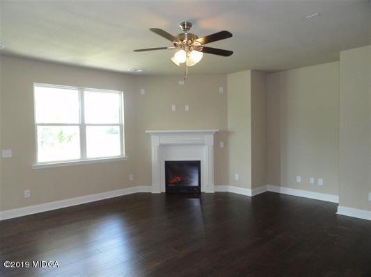 405 Rippling Water Way Perry, GA 31069 - Photo 8 of 35 190550-7