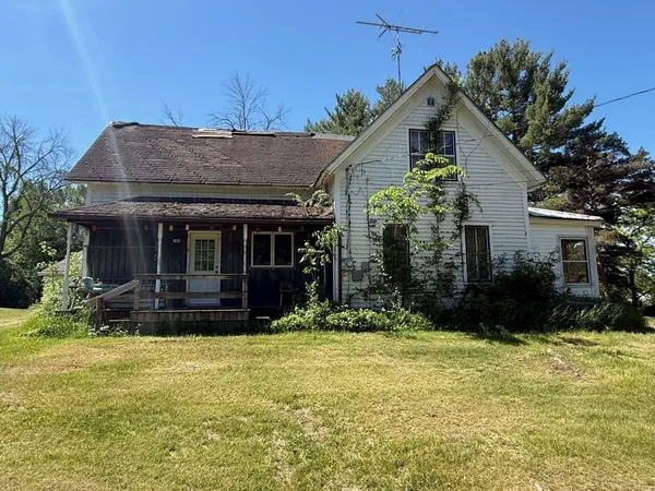 $124,900 | 188 7th Street, Clintonville, WI 54929