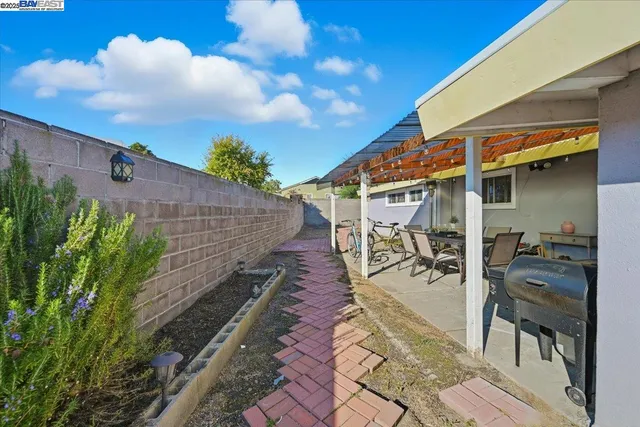 $850,000 | 1481 Rieger Avenue, Hayward, CA 94544