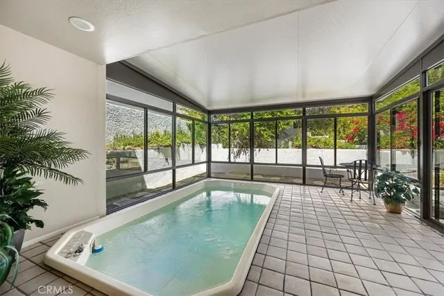 a view of livingroom with furniture and windows