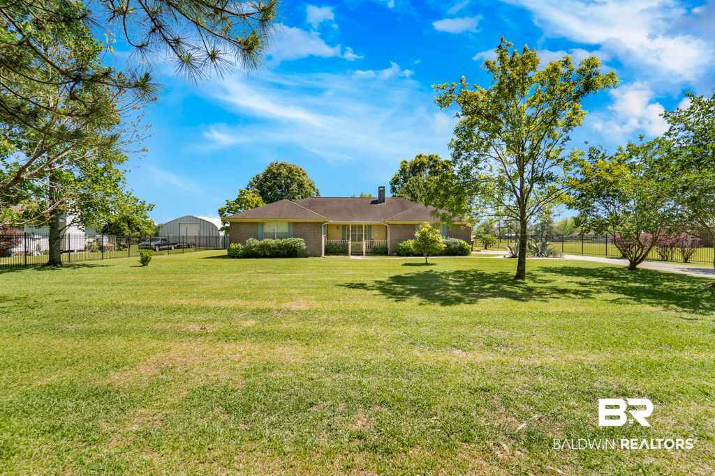 10132 County Road 24 Fairhope, AL 36532 - Photo 2 of 20
