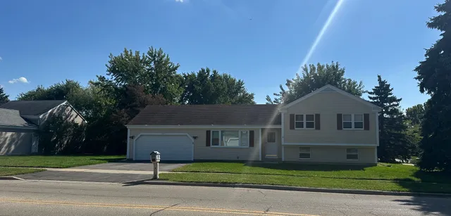 $331,000 | 3811 West Orleans Street, McHenry, IL 60050