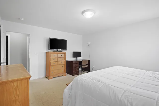 $520,000 | 15014 73rd Street, Kenosha, WI 53142