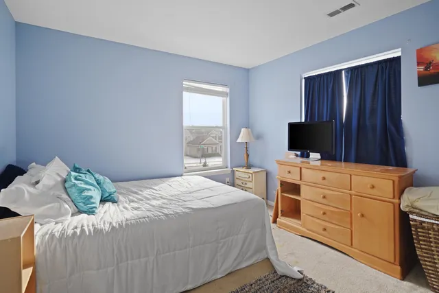 $520,000 | 15014 73rd Street, Kenosha, WI 53142