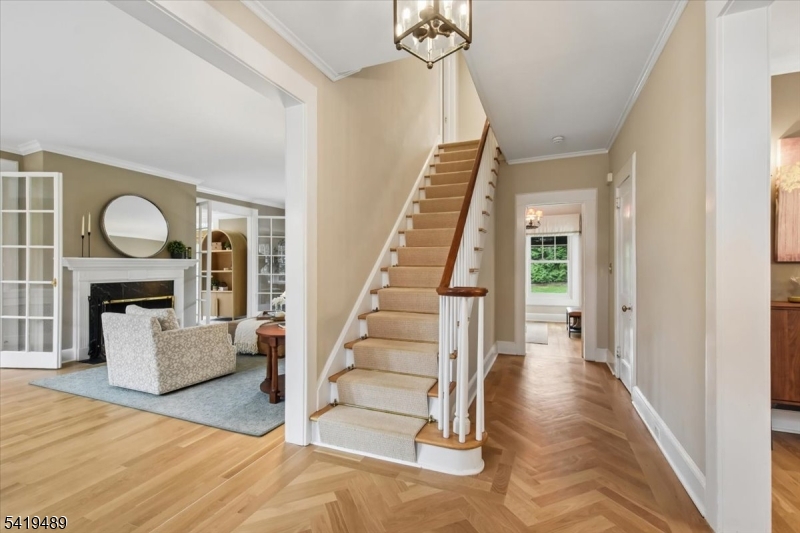 67 W Road Short Hills, NJ 07078 - Photo 3 of 42