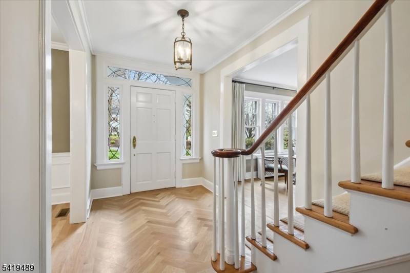 67 W Road Short Hills, NJ 07078 - Photo 4 of 42