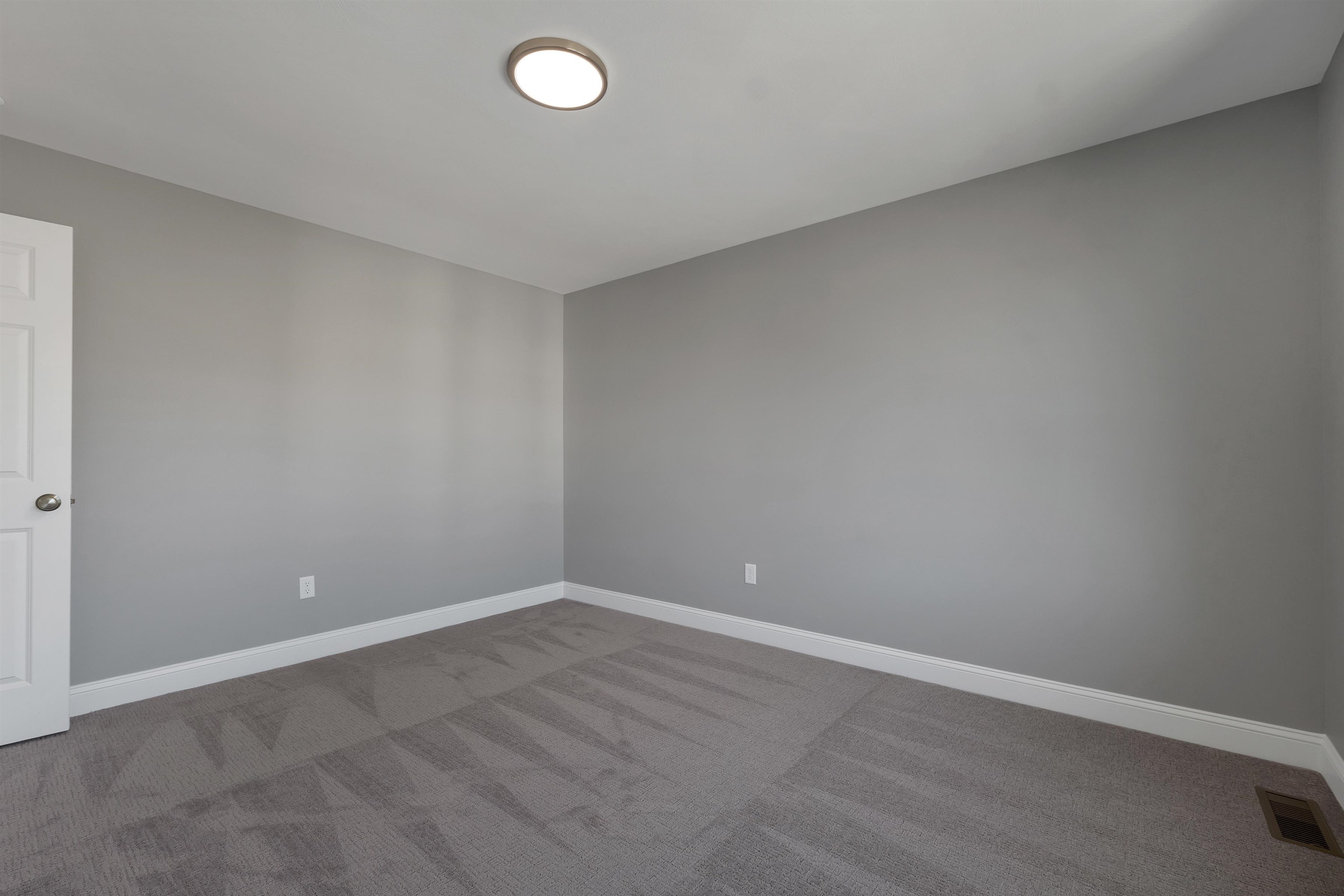 10 Shelburne Lane Concord, NH 03301 - Photo 40 of 54