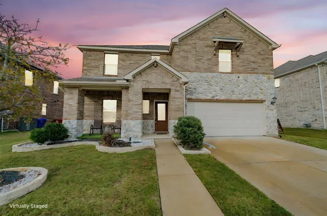 $359,900 | 152 Lisa Lane, Royse City, TX 75189