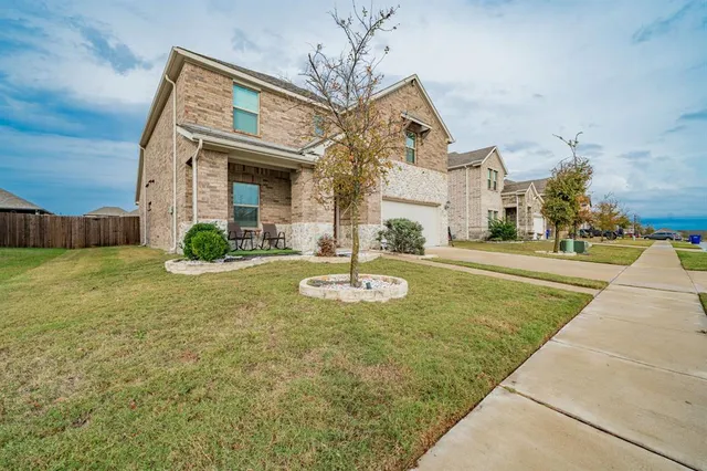 $359,900 | 152 Lisa Lane, Royse City, TX 75189
