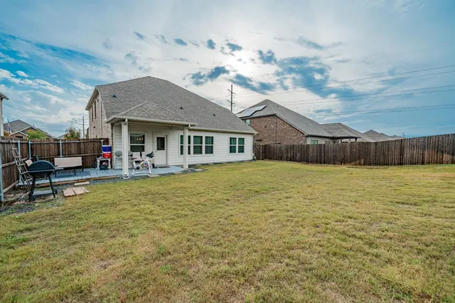 $359,900 | 152 Lisa Lane, Royse City, TX 75189