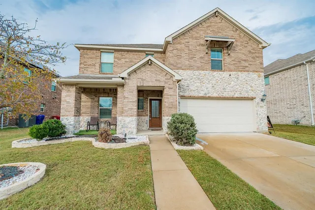 $359,900 | 152 Lisa Lane, Royse City, TX 75189