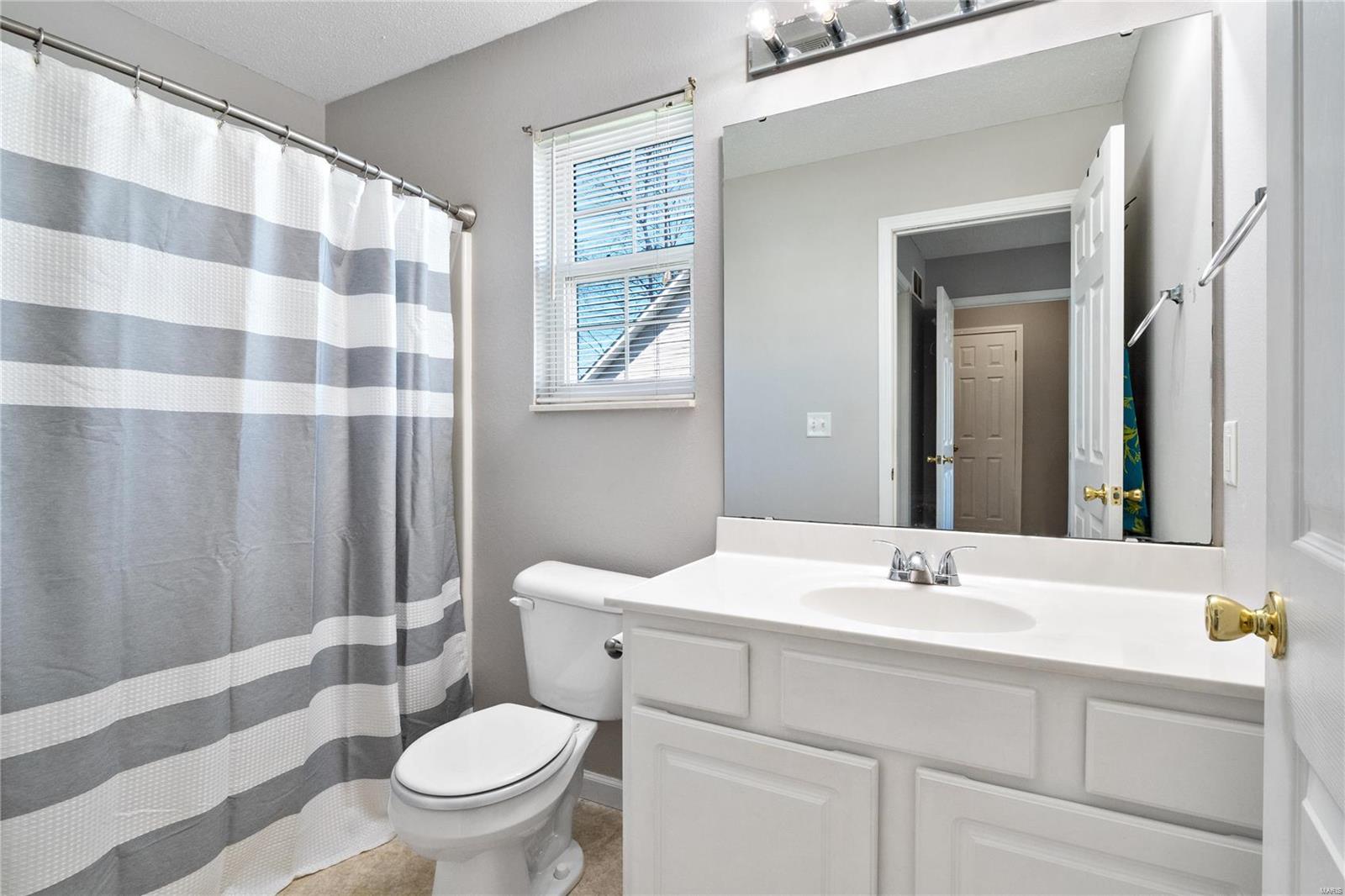 2114 Streamview Court O'Fallon, IL 62269 - Photo 11 of 24