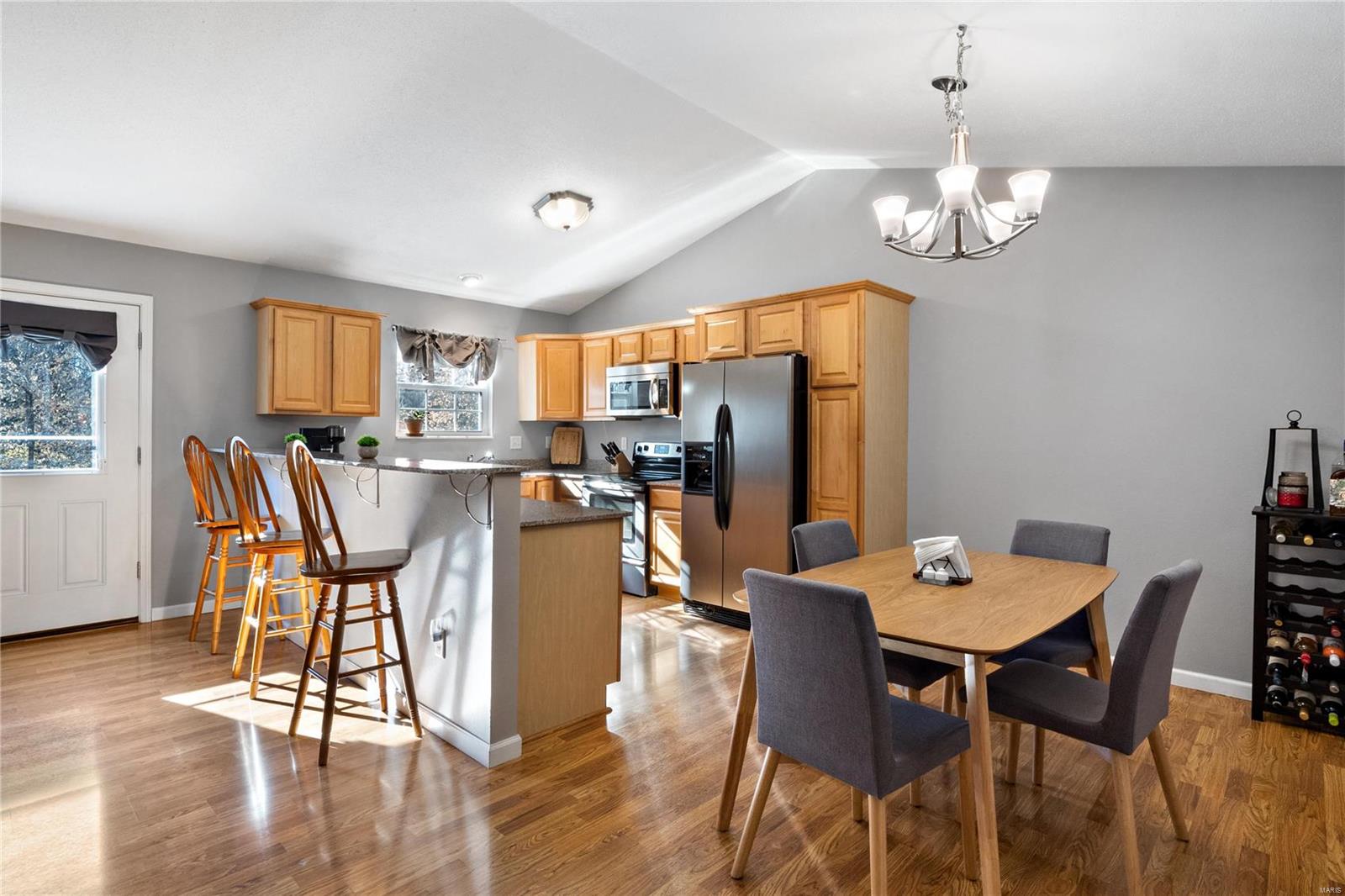 2114 Streamview Court O'Fallon, IL 62269 - Photo 3 of 24