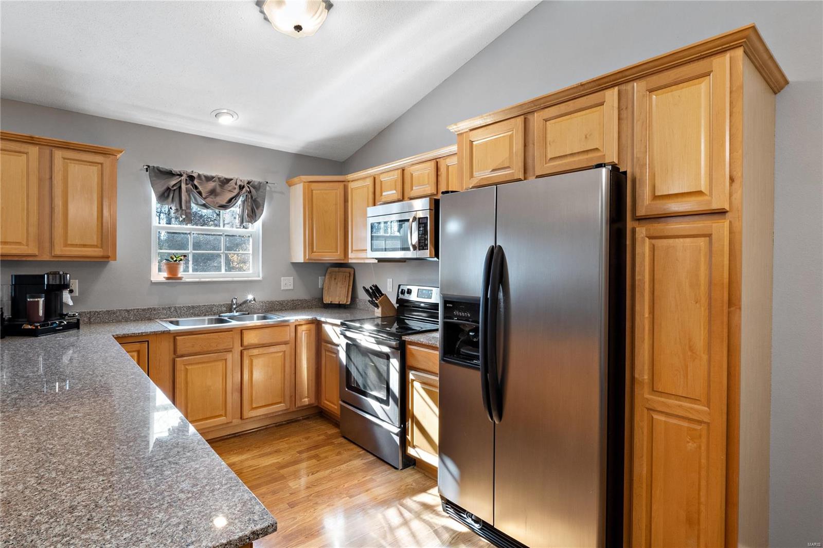 2114 Streamview Court O'Fallon, IL 62269 - Photo 4 of 24