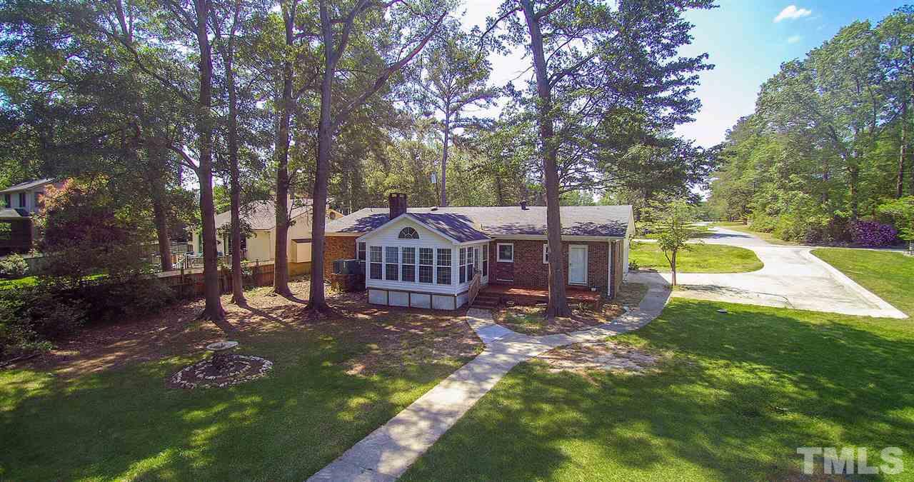 426 Skinner Road Four Oaks, NC 27524 - Photo 3 of 25 Gallery Image 3