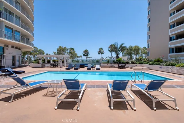 $929,900 | 700 East Ocean Boulevard, Unit 2508, Long Beach, CA 90802