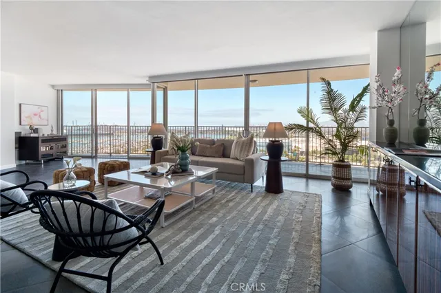 $929,900 | 700 East Ocean Boulevard, Unit 2508, Long Beach, CA 90802