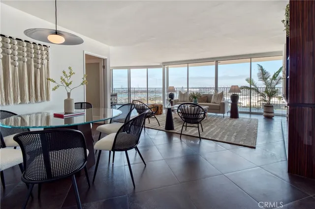 $929,900 | 700 East Ocean Boulevard, Unit 2508, Long Beach, CA 90802