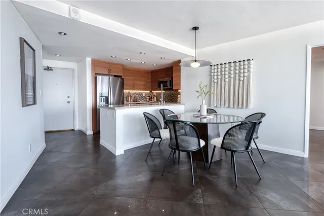 $929,900 | 700 East Ocean Boulevard, Unit 2508, Long Beach, CA 90802