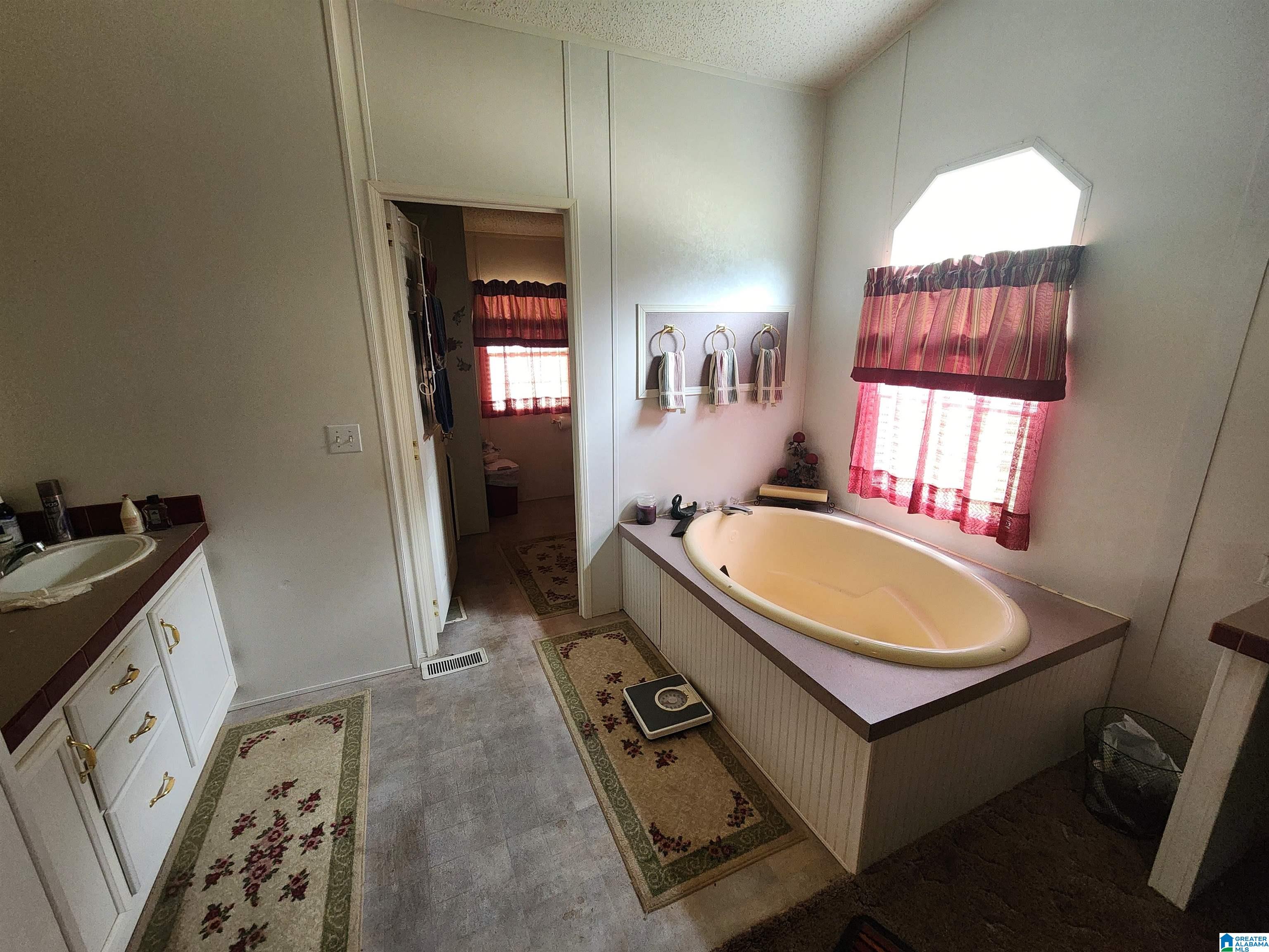2608 Claud Road Eclectic, AL 36024 - Photo 8 of 19