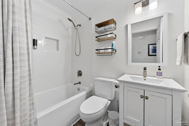 $399,000 | 5630 Balderas Avenue, Pensacola, FL 32507