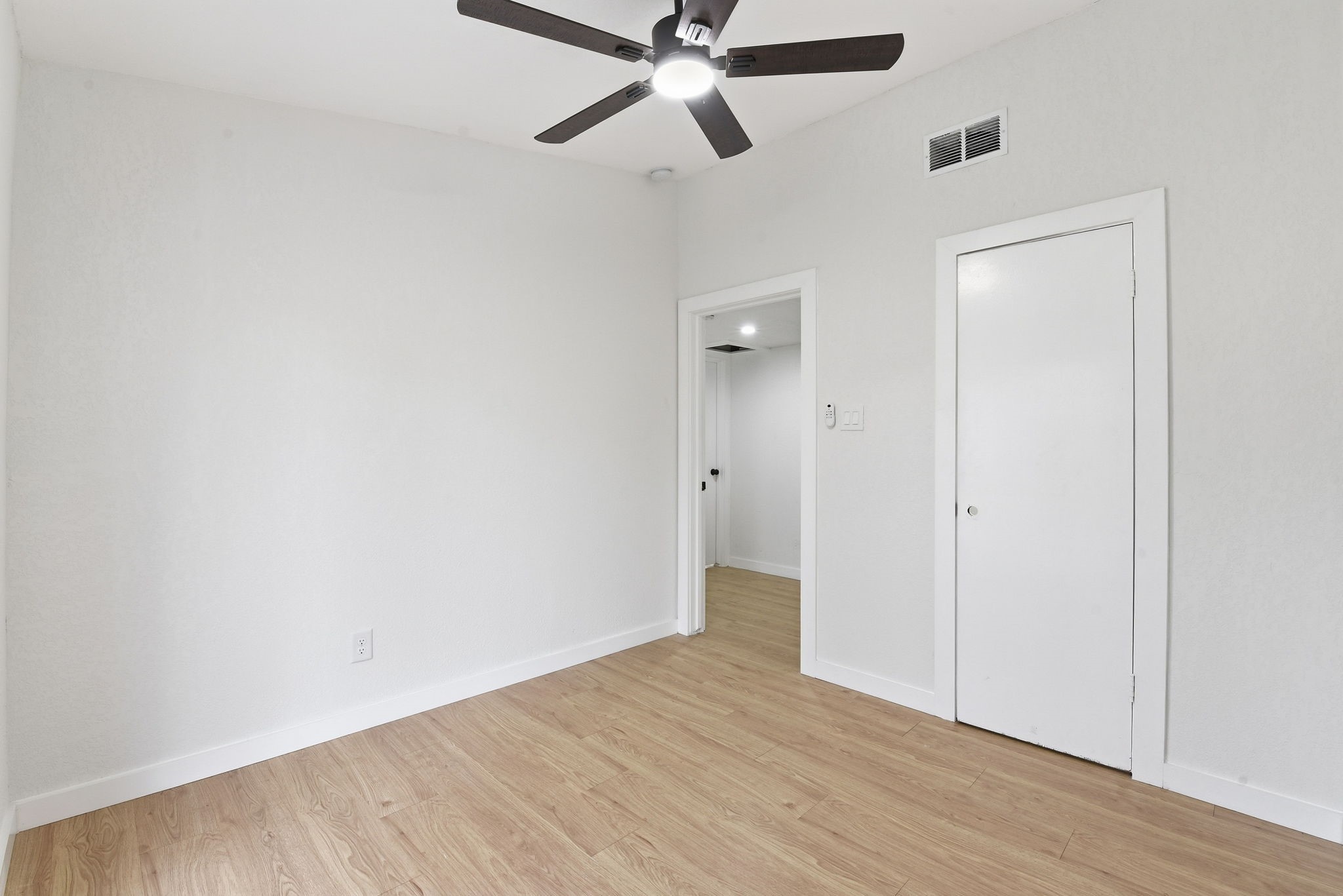 12319 Renwick Houston, TX 77035 - Photo 27 of 50 a view of an empty room