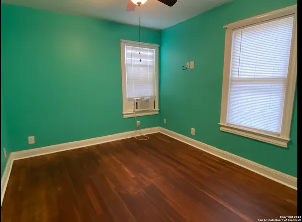 $1,300 | 1130 Sims Avenue, San Antonio, TX 78225