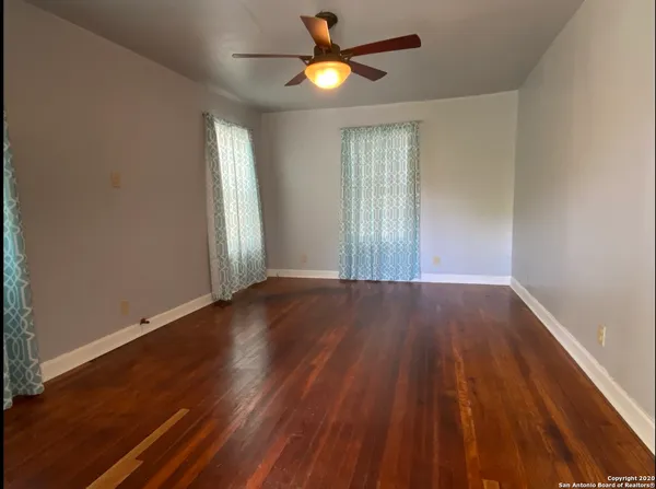 $1,300 | 1130 Sims Avenue, San Antonio, TX 78225