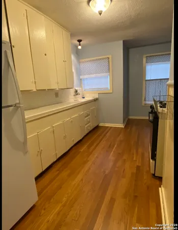 $1,300 | 1130 Sims Avenue, San Antonio, TX 78225