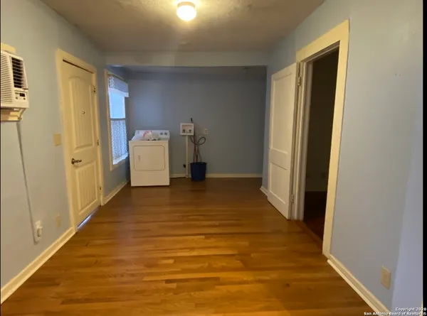 $1,300 | 1130 Sims Avenue, San Antonio, TX 78225