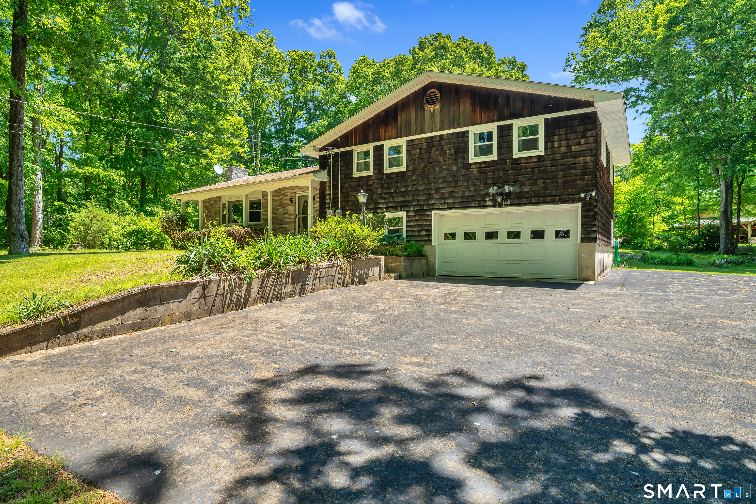 51 Norwich Road Salem, CT 06420 - Photo 1 of 40