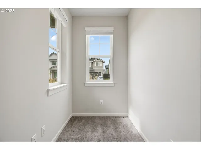 $533,000 | 2618 Northwest Shadden Drive, McMinnville, OR 97128