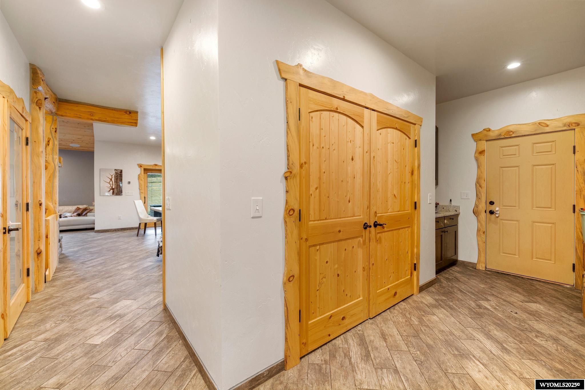 6593 South Ridgecrest Drive Casper, WY 82601 - Photo 2 of 42