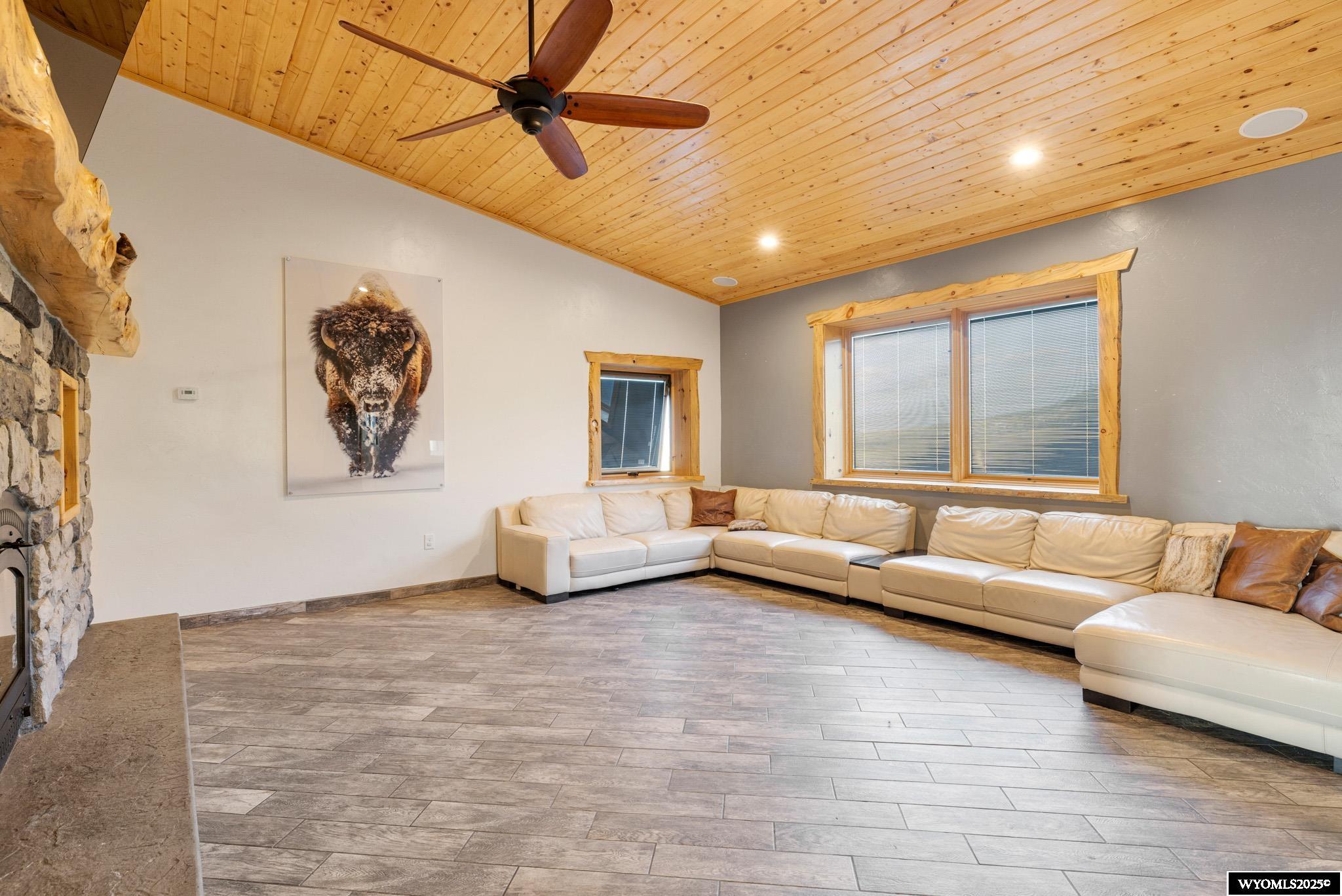 6593 South Ridgecrest Drive Casper, WY 82601 - Photo 8 of 42