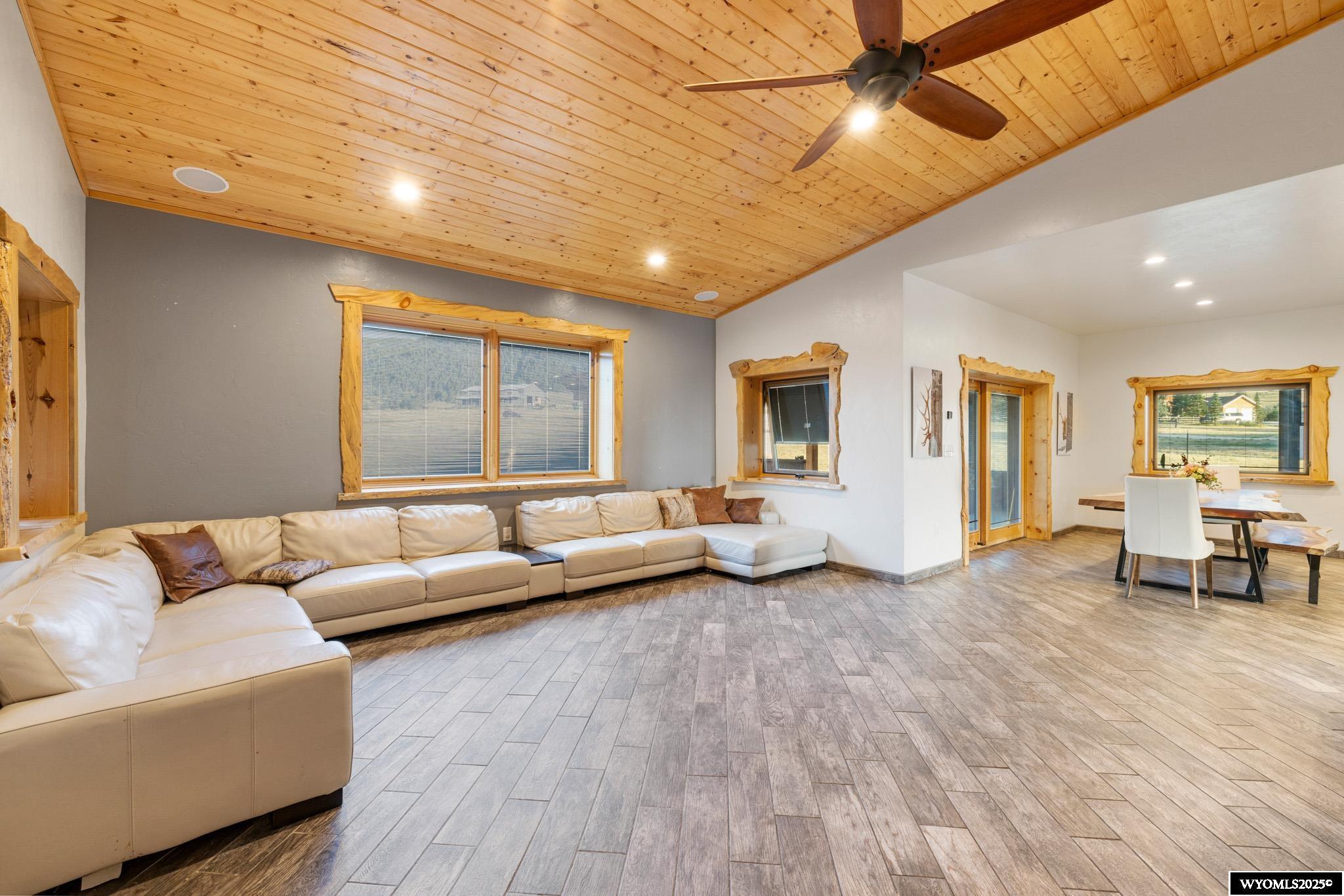 6593 South Ridgecrest Drive Casper, WY 82601 - Photo 9 of 42