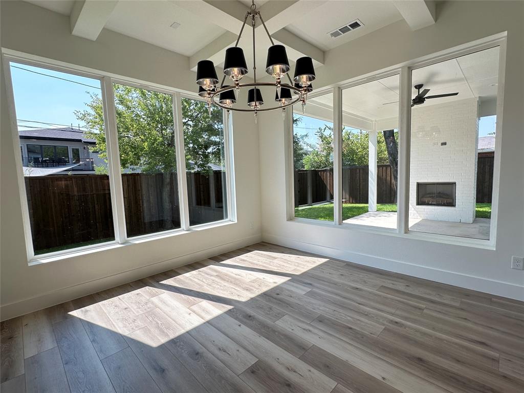 3908 Rochelle Drive Dallas, TX 75220 - Photo 12 of 34
