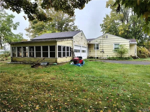 $99,900 | 6068 Shed Road, Westmoreland, NY 13440