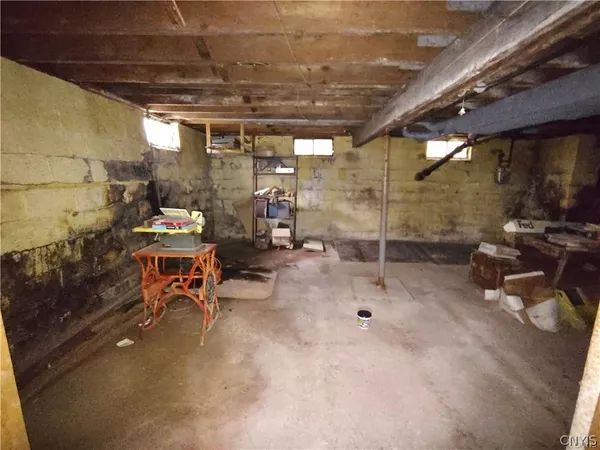 $99,900 | 6068 Shed Road, Westmoreland, NY 13440