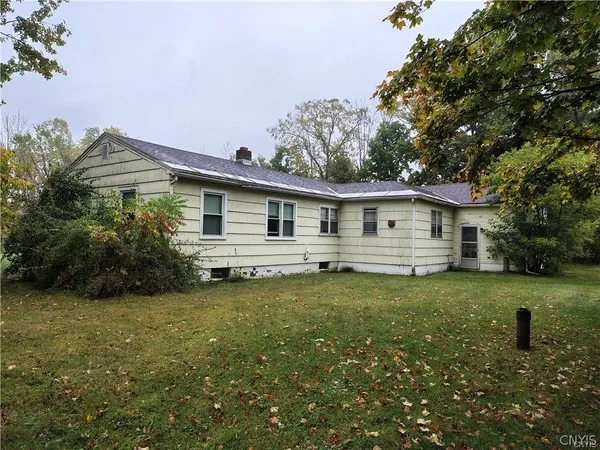 $99,900 | 6068 Shed Road, Westmoreland, NY 13440